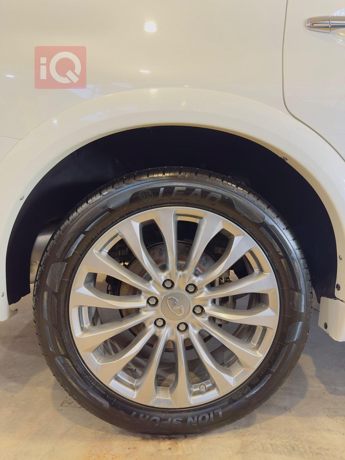 Infiniti QX80